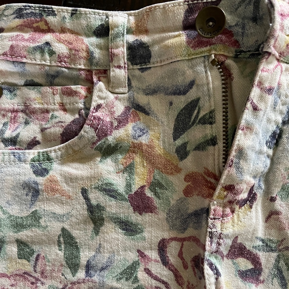 Billabong woman’s shorts